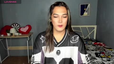 Snapshot of diamond_foxy chatting on 1, 3, 2025 Wency online show from 1, 3, 2025