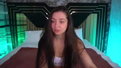 Snapshot of diamondeyeess chatting on 12, 7, 2026 Sasha online show from 12, 7, 2026