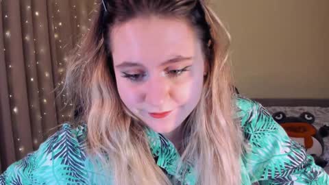 Snapshot of diana_floweri chatting on 10, 1, 2025 Diana online show from 10, 1, 2025