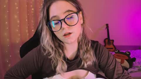 Snapshot of diana_floweri chatting on 10, 2, 2025 Diana online show from 10, 2, 2025
