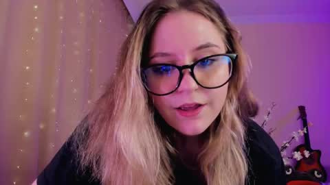 Snapshot of diana_floweri chatting on 1, 3, 2025 Diana online show from 1, 3, 2025
