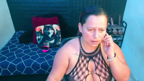 Snapshot of diana_lozano chatting on 28, 1, 2025 Diana Lozano online show from 28, 1, 2025