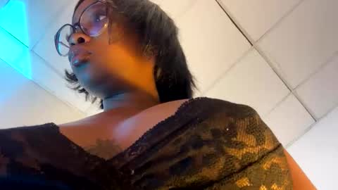 dianablackgirl online show from 23, 10, 2025