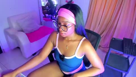 Snapshot of dianablackgirl chatting on 14, 5, 2026 dianablackgirl online show from 14, 5, 2026