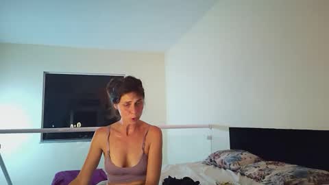 dianalove34 online show from 7, 6, 2026