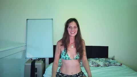 Snapshot of dianalove34 chatting on 19, 7, 2026 dianalove34 online show from 19, 7, 2026