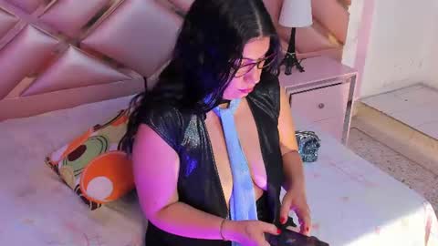 dianasheren online show from 13, 7, 2026