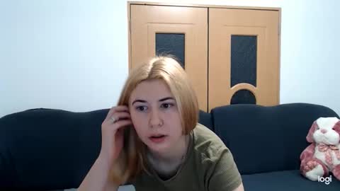 dianasmiey7 online show from 9, 2, 2025