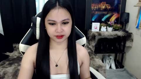 Snapshot of diane_intownx chatting on 1, 2, 2025 Diane online show from 1, 2, 2025