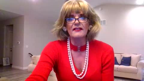 Snapshot of dianeheels chatting on 16, 10, 2025 dianeheels online show from 16, 10, 2025