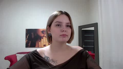 Diane Mills online show from 8, 2, 2025