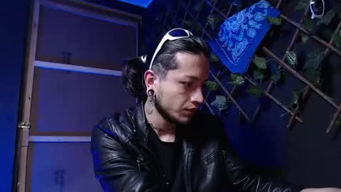 DICAPRIO online show from 1, 12, 2025