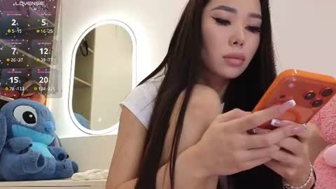 Snapshot of didilove_ chatting on 28, 7, 2026 Liya online show from 28, 7, 2026