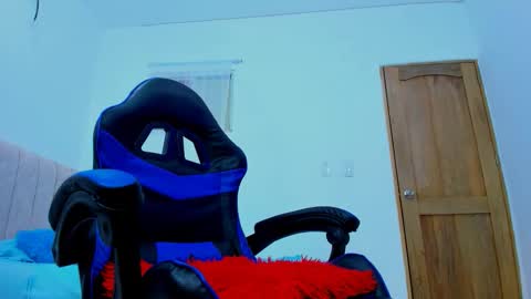 Snapshot of diego__cruz chatting on 12, 9, 2025 Diego online show from 12, 9, 2025