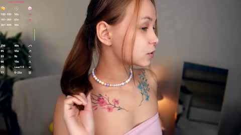 Elwyna online show from 24, 10, 2025