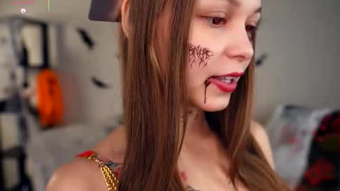 Elwyna online show from 30, 10, 2025