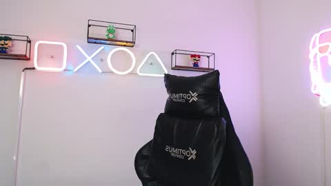 dikey_18 online show from 24, 2, 2025