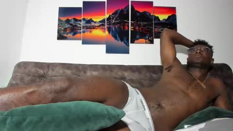 Snapshot of dilaan_carter chatting on 20, 11, 2025 joshua online show from 20, 11, 2025