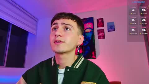 Julian Independent Model online show from 20, 11, 2025