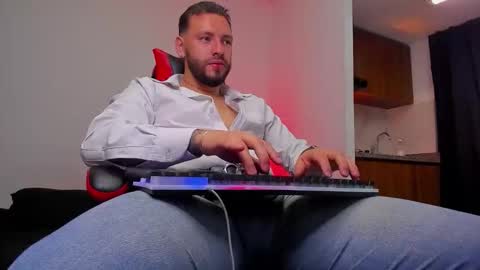 Snapshot of dimitri_master chatting on 25, 2, 2026 Angel Dimitri online show from 25, 2, 2026