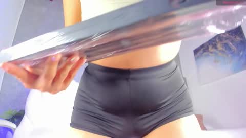 Dina  online show from 23, 10, 2025