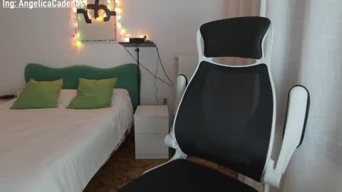 Snapshot of diosa_cadenas chatting on 7, 12, 2024 Anglica A online show from 7, 12, 2024
