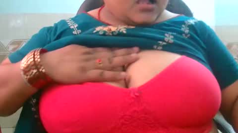 Snapshot of dipa2345 chatting on 16, 3, 2026 dipa2345 online show from 16, 3, 2026