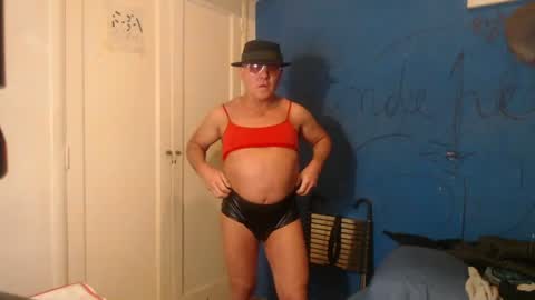 Snapshot of director518538 chatting on 7, 7, 2026 Fabi-cross online show from 7, 7, 2026