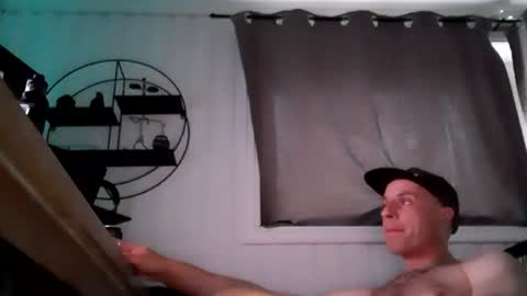 Snapshot of dirkdigglerofficial chatting on 14, 6, 2026 dirkdigglerofficial online show from 14, 6, 2026