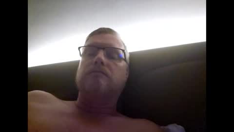 Snapshot of dirkkie1975 chatting on 8, 4, 2026 dirkkie1975 online show from 8, 4, 2026