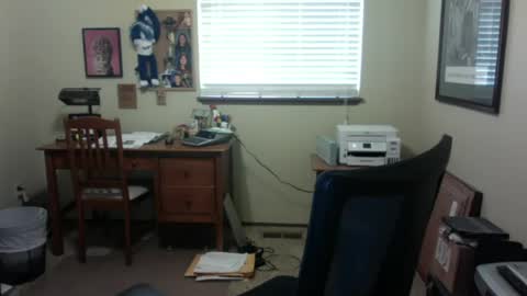 Snapshot of dirtrider195080438 chatting on 10, 7, 2026 dirtrider195080438 online show from 10, 7, 2026