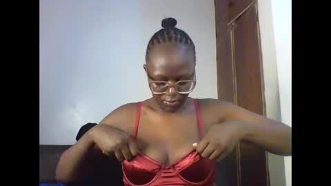 ELLE online show from 6, 1, 2026