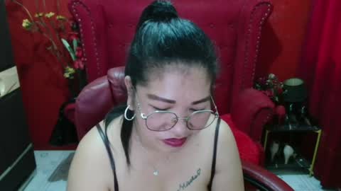 LatexQueen online show from 29, 4, 2026