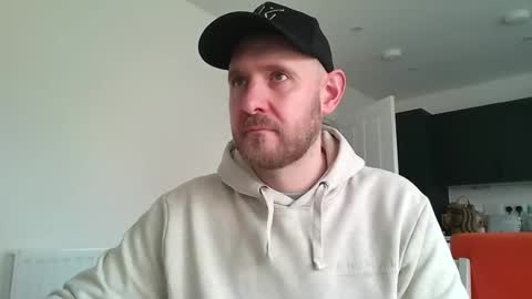 Snapshot of dirtylondon729 chatting on 1, 4, 2026 Exhibitionist Ben online show from 1, 4, 2026