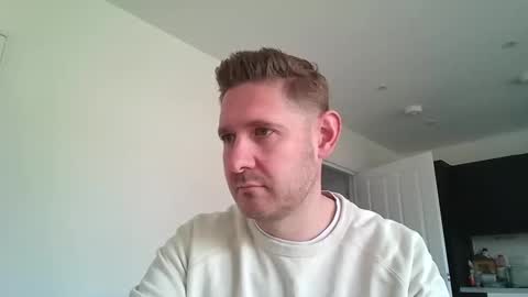 Snapshot of dirtylondon729 chatting on 13, 4, 2026 Exhibitionist Ben online show from 13, 4, 2026