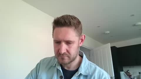 Snapshot of dirtylondon729 chatting on 22, 4, 2026 Exhibitionist Ben online show from 22, 4, 2026