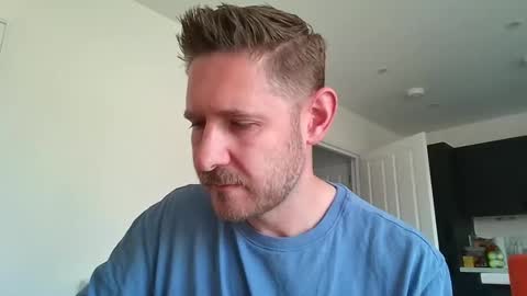 Snapshot of dirtylondon729 chatting on 27, 5, 2026 Exhibitionist Ben online show from 27, 5, 2026