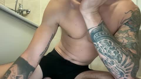 Snapshot of dirtyprettyboi chatting on 15, 5, 2026 buy tokens with link online show from 15, 5, 2026