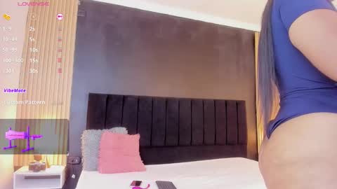 Soffie - Valentina - Yuya  Astro online show from 21, 3, 2026