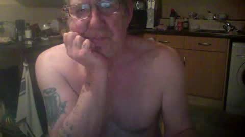 Snapshot of discovery63 chatting on 5, 12, 2024 discovery63 online show from 5, 12, 2024