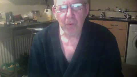 Snapshot of discovery63 chatting on 16, 12, 2024 discovery63 online show from 16, 12, 2024