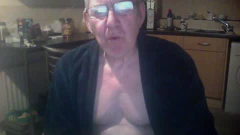 Snapshot of discovery63 chatting on 28, 12, 2024 discovery63 online show from 28, 12, 2024