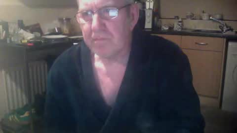 Snapshot of discovery63 chatting on 6, 1, 2025 discovery63 online show from 6, 1, 2025