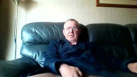 Snapshot of discovery63 chatting on 8, 1, 2025 discovery63 online show from 8, 1, 2025