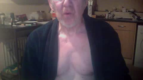 Snapshot of discovery63 chatting on 10, 1, 2025 discovery63 online show from 10, 1, 2025