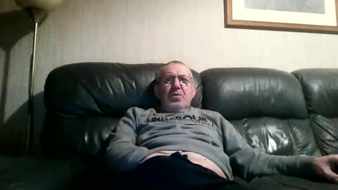 Snapshot of discovery63 chatting on 9, 2, 2025 discovery63 online show from 9, 2, 2025