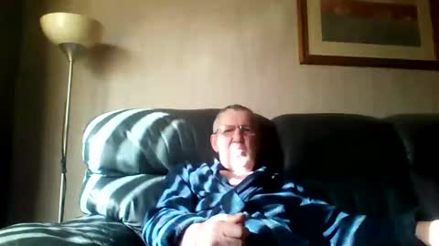 Snapshot of discovery63 chatting on 12, 3, 2025 discovery63 online show from 12, 3, 2025