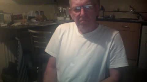 Snapshot of discovery63 chatting on 14, 9, 2025 discovery63 online show from 14, 9, 2025