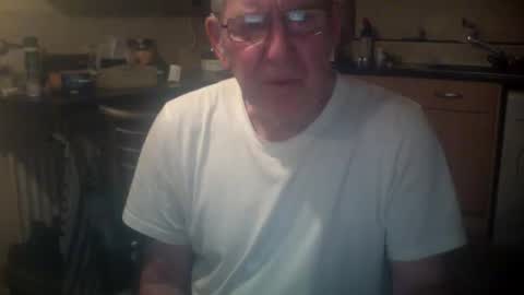 Snapshot of discovery63 chatting on 16, 9, 2025 discovery63 online show from 16, 9, 2025