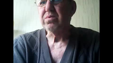 Snapshot of discovery63 chatting on 9, 6, 2026 discovery63 online show from 9, 6, 2026